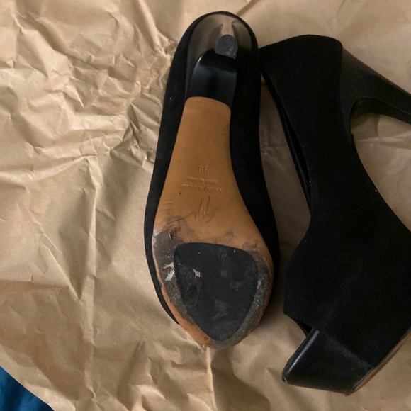 Giuseppe Zanotti black suede platform heels - Picture 5 of 10